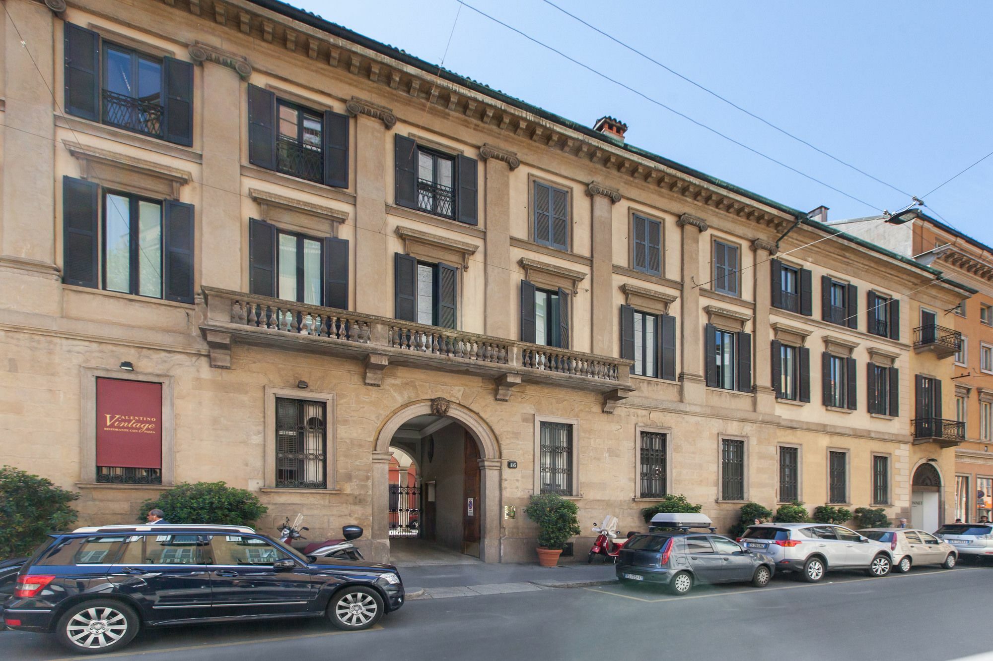 Easyhomes - San Babila Monforte Appartamento Milano